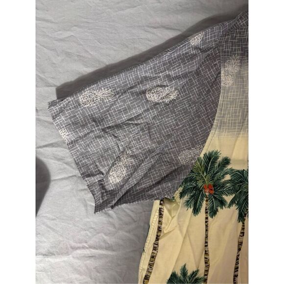 Batik Bay Shirt Men 2XL XXL Blue Cream Palm Tree Pineapple Hawaiian Rayon - Picture 5 of 7